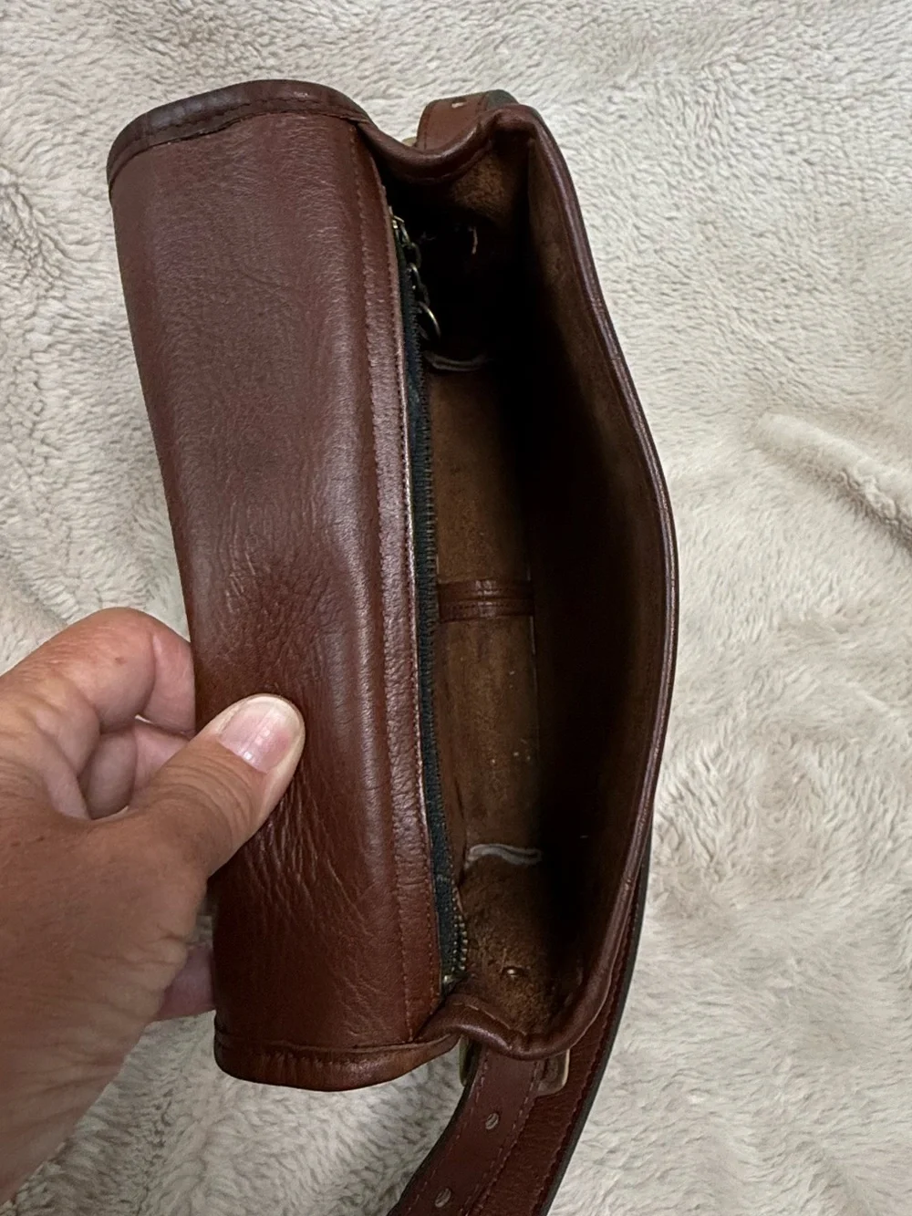 Coach Vintage 1980s NYC Mahogany Saddle Pouch Shoulder Leather Bag